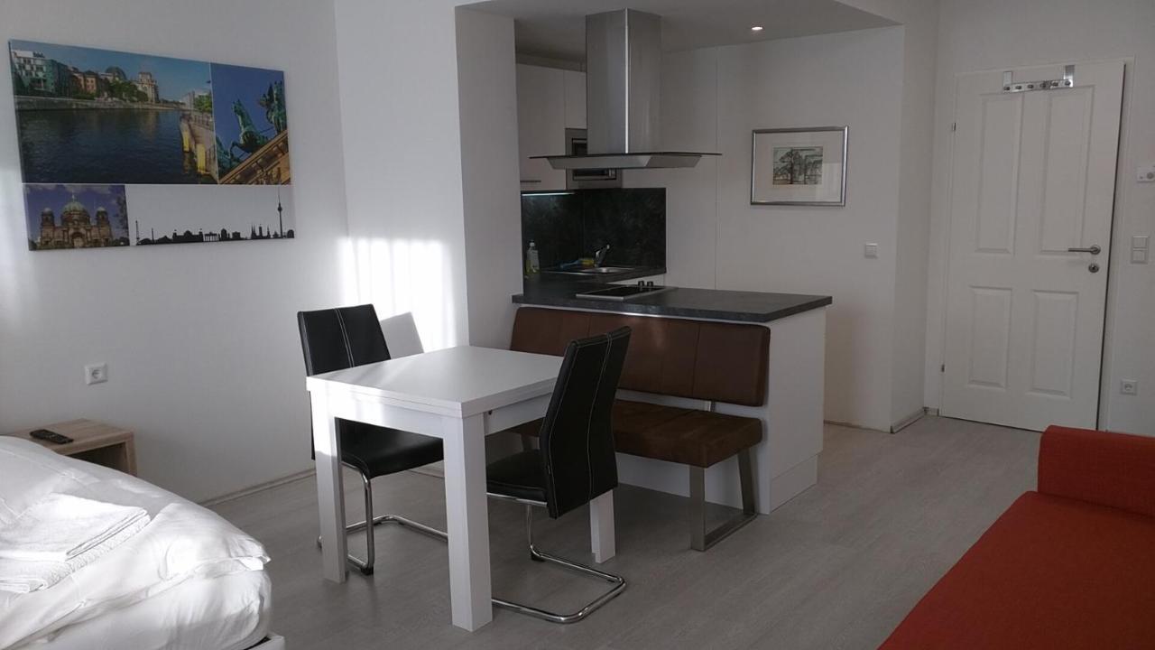 305 Berlin, Apartment, 38m2 2-4 Pers * Klagenfurt am Woerthersee